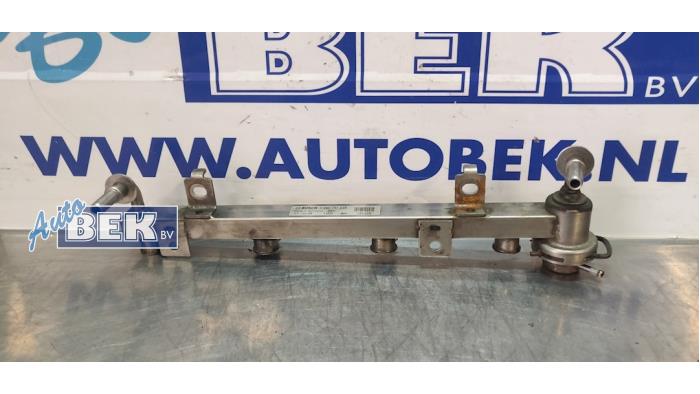 Usagé Système d'injection Fiat Bravo (198A) 1.4 T-Jet 16V 150 Prix € 75,00 Règlement à la marge proposé par Auto Bek