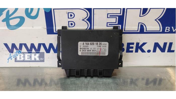 Begagnade PDC-modul Mercedes R (W251) 3.0 320 CDI 24V 4-Matic Pris € 27,50 Marginaltabell erbjuds av Auto Bek