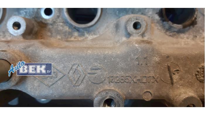 Rocker cover from a Renault Megane III Coupe (DZ) 1.4 16V TCe 130 2010