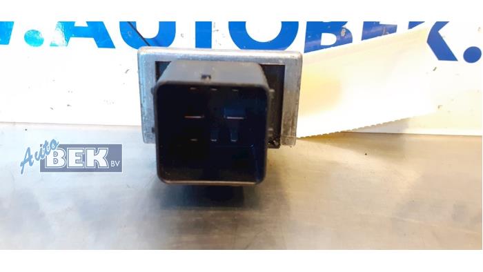 Ventilateur relais d'un Renault Kangoo Express (FW) 1.5 dCi 75 2016