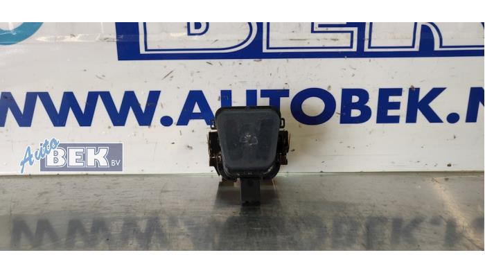 Rain sensor from a Peugeot 508 SW (8E/8U) 2.0 BlueHDi 180 16V 2018