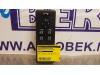 Multi-functional window switch from a Mercedes-Benz Vito (638.1/2) 2.2 CDI 108 16V 2002