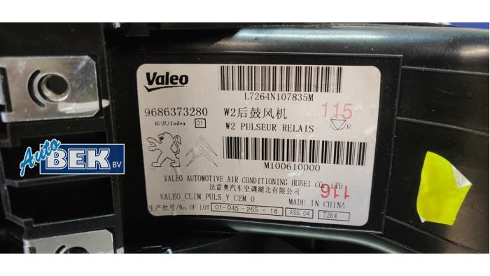 Silnik wentylatora nagrzewnicy z Peugeot 508 SW (8E/8U) 2.0 BlueHDi 180 16V 2018