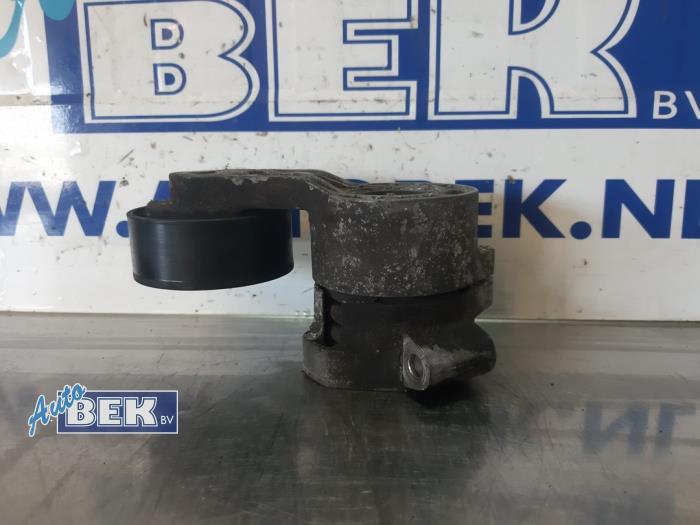 Usados Rodillo tensor correa múltiple Peugeot Boxer (U9) 2.2 HDi 100 Euro 4 Precio € 20,00 Norma de margen ofrecido por Auto Bek