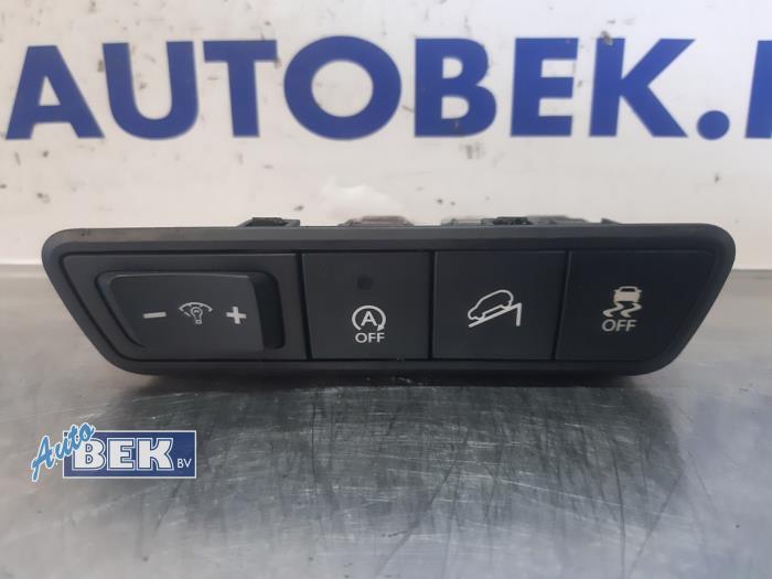 Używane Przelacznik Hyundai iX35 (LM) 1.7 CRDi 16V Cena € 20,00 Procedura marży oferowane przez Auto Bek
