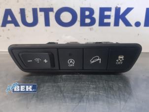 Used Switch Hyundai iX35 (LM) 1.7 CRDi 16V Price on request offered by Auto Bek