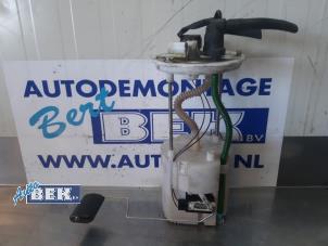 Usados Bomba eléctrica de combustible Hyundai iX35 (LM) 1.7 CRDi 16V Precio de solicitud ofrecido por Auto Bek