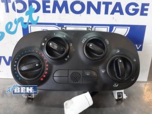 Usados Panel de control de calefacción Fiat 500 (312) 1.3 MJTD 16V Precio € 70,00 Norma de margen ofrecido por Auto Bek