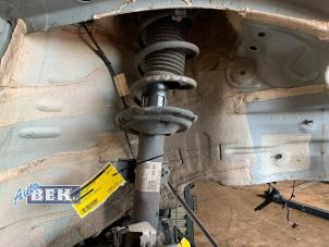 Used Front shock absorber rod, right Volkswagen Polo VI (AW1) 1.0 TSI 12V Price on request offered by Auto Bek