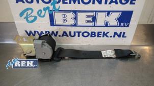 Used Rear seatbelt, left Toyota Auris Touring Sports (E18) 1.8 16V Hybrid Price € 35,00 Margin scheme offered by Auto Bek