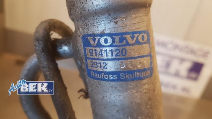 Tubo de llenado del depósito de combustible de un Volvo V70 (GW/LW/LZ) 2.5 10V 1997