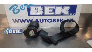 Used Rear seatbelt, right Volkswagen Golf VII (AUA) 2.0 R-line 4Motion 16V Price € 25,00 Margin scheme offered by Auto Bek
