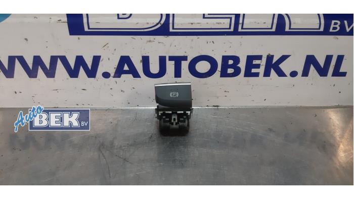Gebrauchte Handbremse Schalter Audi A3 Sportback (8VA/8VF) 2.0 TDI 16V Preis € 15,00 Margenregelung angeboten von Auto Bek