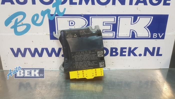 Begagnade Airbagmodul Mercedes E (W213) E-220d 2.0 Turbo 16V Pris € 74,75 Marginaltabell erbjuds av Auto Bek