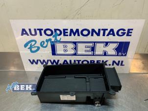 Usados Teléfono (varios) Audi A4 Avant (B9) 2.0 TDI Ultra 16V Precio € 150,00 Norma de margen ofrecido por Auto Bek