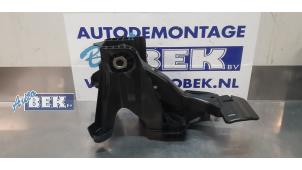 Used Brake pedal Audi A3 Sportback (8VA/8VF) 2.0 TDI 16V Price € 35,00 Margin scheme offered by Auto Bek