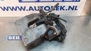 Used Rear brake calliper, right Mercedes E (W213) E-220d 2.0 Turbo 16V Price € 149,00 Margin scheme offered by Auto Bek