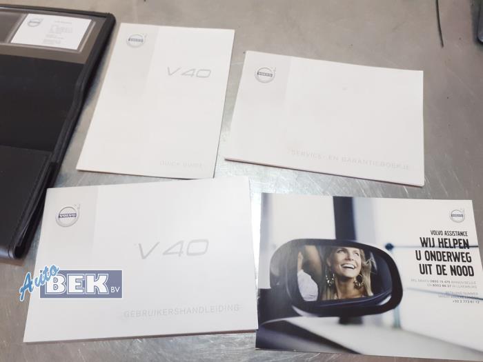 Livret d'instructions d'un Volvo V40 (MV) 2.0 D2 16V 2016