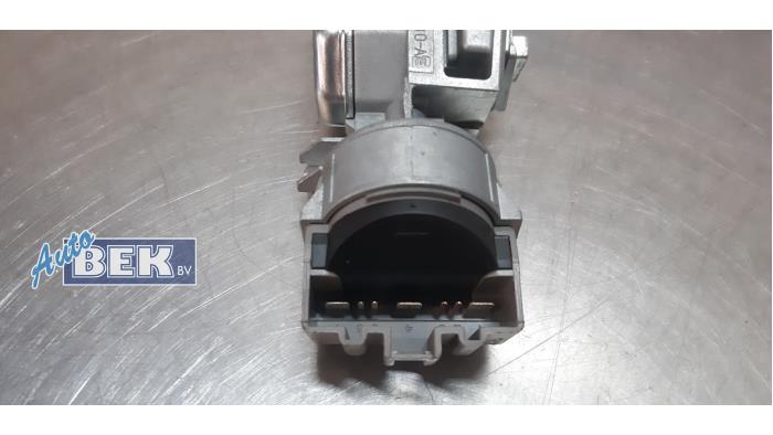 Cerradura de contacto y llave de un Ford Focus 3 1.6 TDCi 115 2014