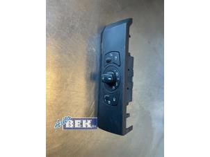 Usados Interruptor de luz BMW 5 serie (E60) 525d 24V Precio € 35,00 Norma de margen ofrecido por Auto Bek
