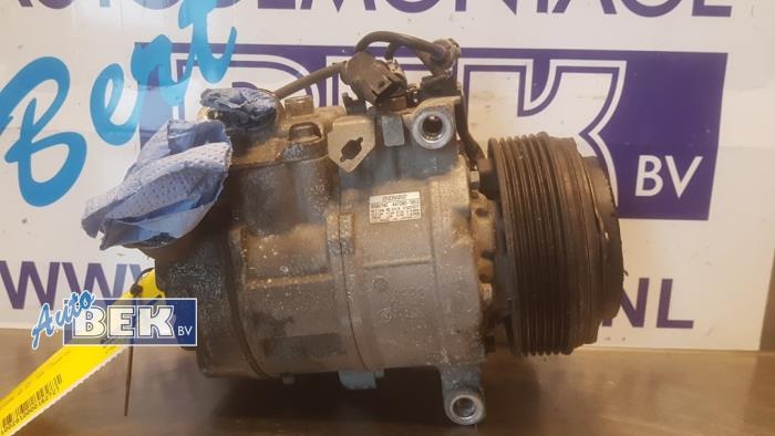 Air conditioning pump from a BMW 1 serie (E82) 118d 16V 2013
