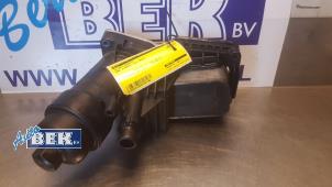 Usagé Boîtier filtre à huile BMW 3 serie Touring (F31) 316d 2.0 16V Prix € 55,00 Règlement à la marge proposé par Auto Bek