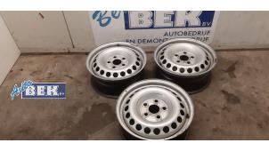 Used Set of wheels Volkswagen Transporter T5 2.5 TDi 4Motion Price € 128,00 Margin scheme offered by Auto Bek