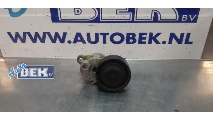 Usados Tensor correa múltiple Volkswagen Polo VI (AW1) 1.0 MPi 12V Precio € 20,00 Norma de margen ofrecido por Auto Bek