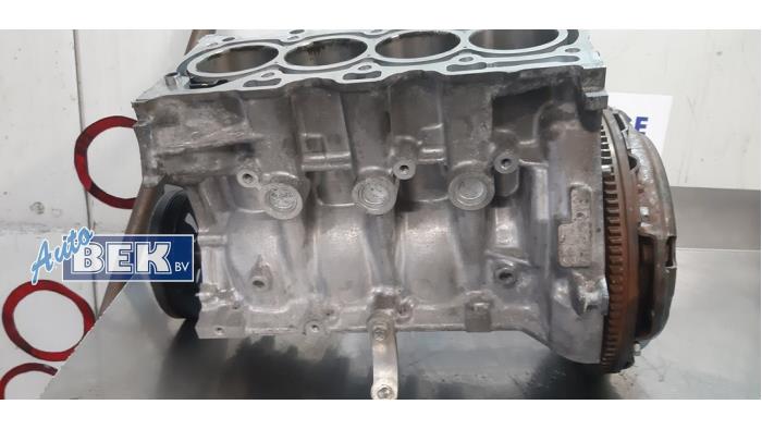 Motor Unterblock van een Toyota Yaris III (P13) 1.5 16V Dual VVT-iE 2020