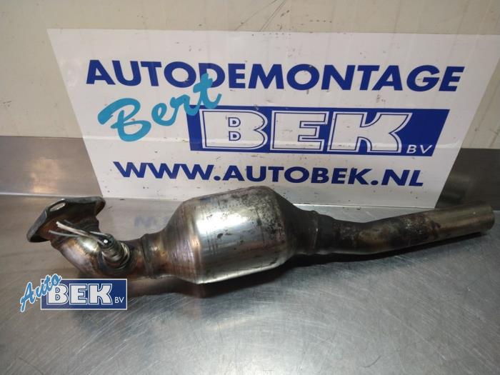 Used Front pipe + catalyst Toyota Yaris III (P13) 1.5 16V Dual VVT-iE Price on request offered by Auto Bek