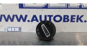 Usados Interruptor (varios) Volkswagen Polo V (6R) 1.2 TSI 16V BlueMotion Technology Precio € 35,00 Norma de margen ofrecido por Auto Bek