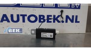 Usagé Antenne Opel Astra K Sports Tourer 1.6 CDTI 110 16V Prix sur demande proposé par Auto Bek