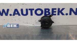 Used Steering wheel switch Ford Focus 3 1.6 TDCi 115 Price € 14,00 Margin scheme offered by Auto Bek