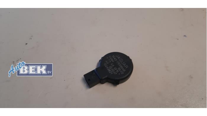 Begagnade Regnsensor Jaguar S-type (X200) 2.7 D 24V Pris € 15,00 Marginaltabell erbjuds av Auto Bek