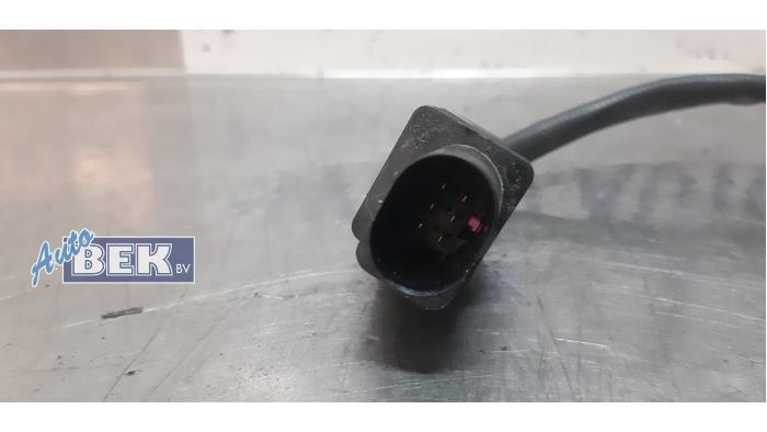 Lambda probe from a Peugeot 308 (4A/C) 1.6 HDi 2011