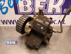 Used High pressure pump Volkswagen Crafter 2.5 TDI 30/32/35 Price € 195,00 Margin scheme offered by Auto Bek