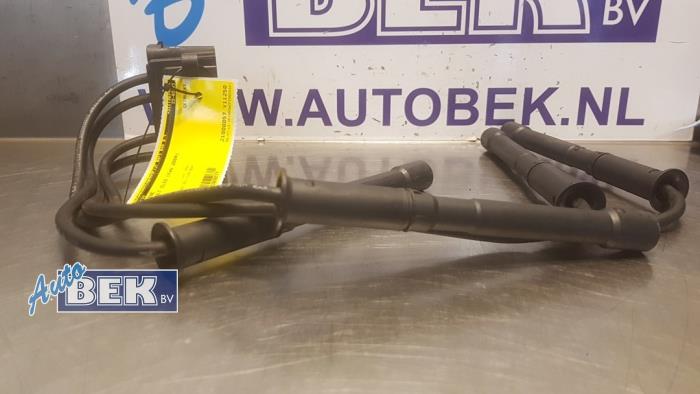 Usagé Bobine Renault Clio II (BB/CB) 1.2 16V Prix € 30,00 Règlement à la marge proposé par Auto Bek