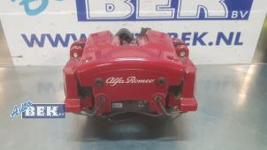 Used Rear brake calliper, left Alfa Romeo Giulia (952) 2.0 T 16V Price on request offered by Auto Bek