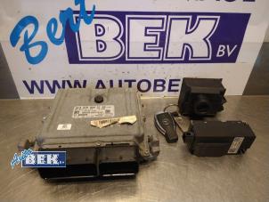 Used Ignition lock + computer Mercedes B (W246,242) 1.6 B-200 BlueEFFICIENCY Turbo 16V Price € 375,00 Margin scheme offered by Auto Bek