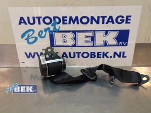 Used Rear seatbelt, left Peugeot 2008 (CU) 1.2 12V e-THP PureTech 110 Price € 30,00 Margin scheme offered by Auto Bek