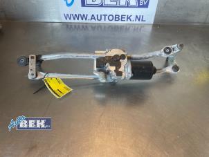 Used Wiper motor + mechanism BMW 1 serie (E87/87N) 118d 16V Price € 40,00 Margin scheme offered by Auto Bek