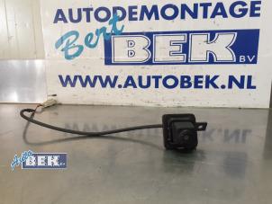 Usagé Caméra de recul Renault Captur (2R) 1.5 Energy dCi 90 FAP Prix € 45,00 Règlement à la marge proposé par Auto Bek