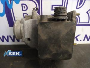 Used Airflow meter BMW 3 serie (E36/4) 316i Price on request offered by Auto Bek