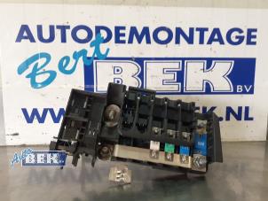 Usados Caja de fusibles Mercedes CLA (117.3) 2.0 AMG CLA-45 Turbo 16V Precio € 44,99 Norma de margen ofrecido por Auto Bek
