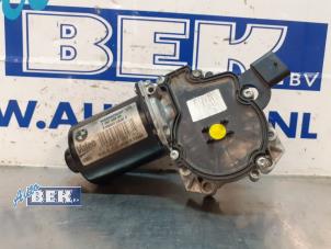 Used Front wiper motor BMW 3 serie Touring (F31) 318d 2.0 16V Price € 55,00 Margin scheme offered by Auto Bek