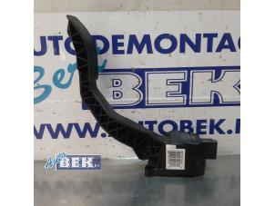Used Accelerator pedal Citroen C4 Berline (NC) 1.6 Hdi Price € 30,00 Margin scheme offered by Auto Bek