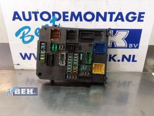 Usagé Boîte à fusibles Citroen C4 Berline (NC) 1.6 Hdi Prix € 100,00 Règlement à la marge proposé par Auto Bek