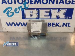 Usagé Boitier airbag Kia Pro cee'd (EDB3) 1.6 CRDi 16V Prix € 45,00 Règlement à la marge proposé par Auto Bek