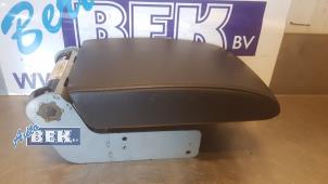 Used Armrest Volkswagen Golf Plus (5M1/1KP) 2.0 TDI 16V Price on request offered by Auto Bek