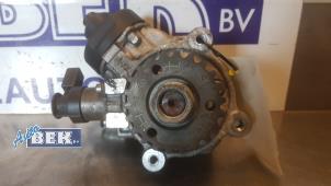 Używane Mechaniczna pompa paliwa Volkswagen Tiguan (AD1) 2.0 TDI 16V BlueMotion Technology SCR Cena € 90,00 Procedura marży oferowane przez Auto Bek